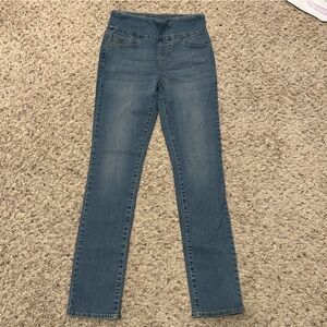 Gloria Vanderbilt Amanda Pull-On Jeans, Size 4